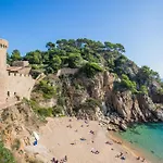 Villa Moni 10Pax - Lloret De Mar
