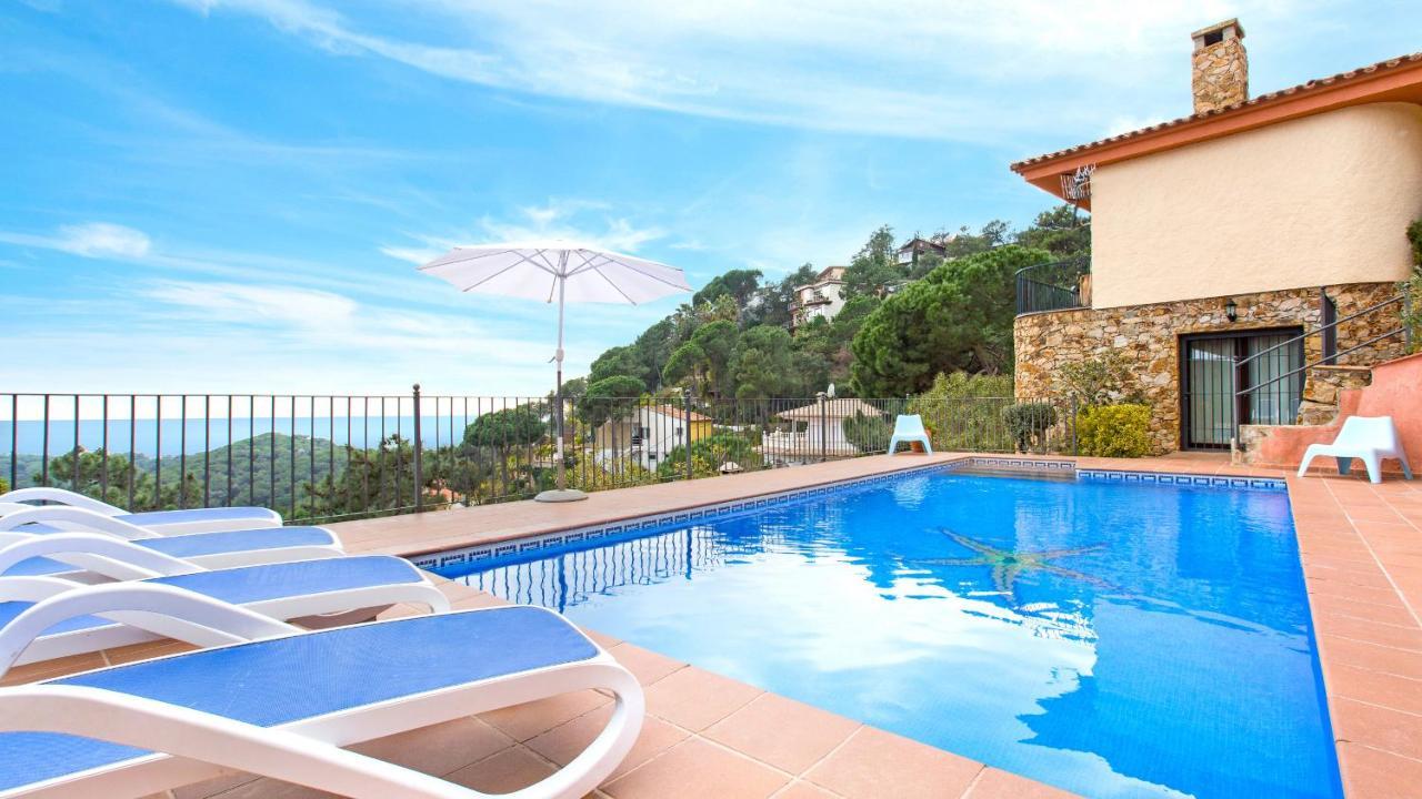 Moni 10pax - Villa Lloret de Mar
